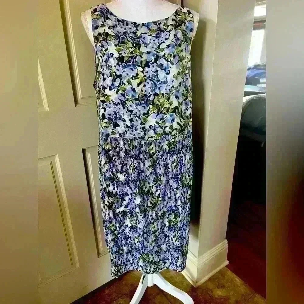 J Jill  ladies large sleeveless dress excellent condition lined from waist down. - Picture 8 of 15